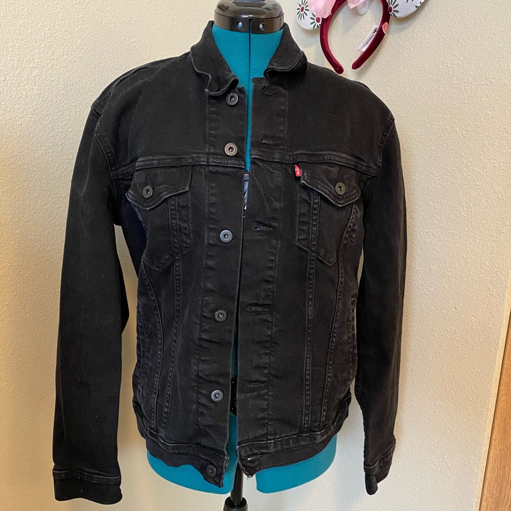 Levi’s Black Jean Jacket
